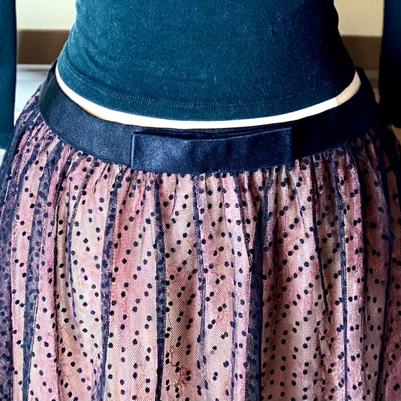 Lace and Beads Midi Skirt - Picture 3 of 6